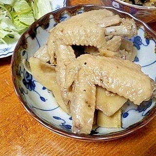 鶏手羽先肉と　筍の煮物　大蒜入り